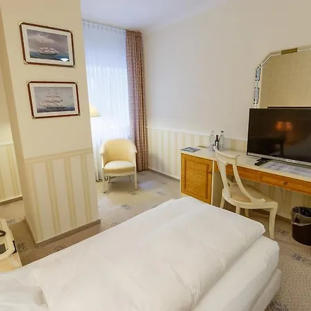 Erbprinz&restaurant Prinzenstube 4*